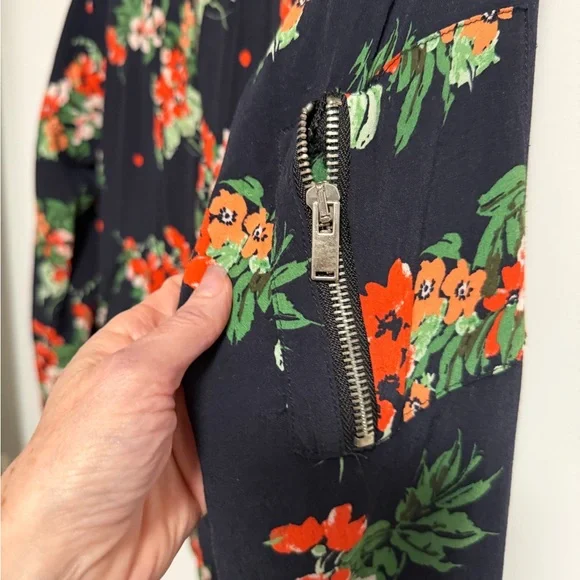 Zara Basic Navy Floral Bomber Jacket- medium - Picture 11 of 16
